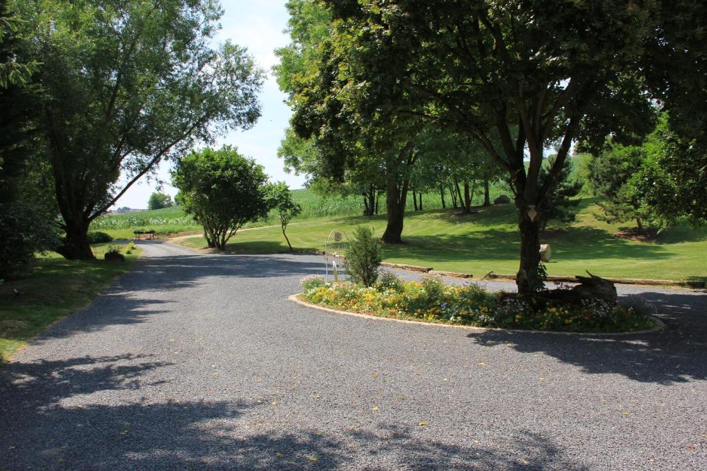 Domaine Du Moulin De L'Etang Bed and Breakfast Châtillon-sur-Marne Εξωτερικό φωτογραφία